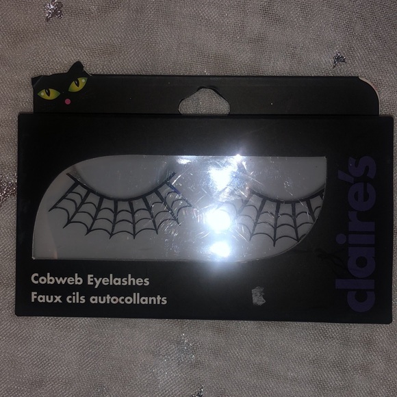 Cobweb Eyelashes 🎃🎃 - Picture 4 of 7